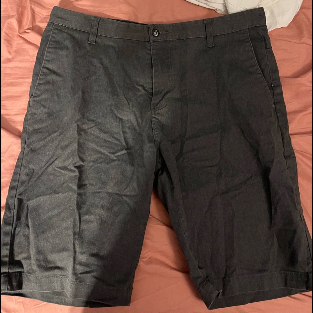 Grey Volcom Dress Shorts Size 34